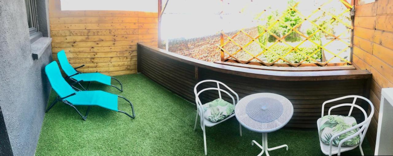 La Terrasse, Train - Paris Trajet D'environ 1 Heure 10 Minutes Appartement